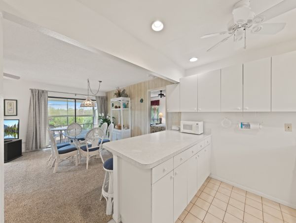 Sanibel Island Vacation Home with 3 Bedroom & Beach Access