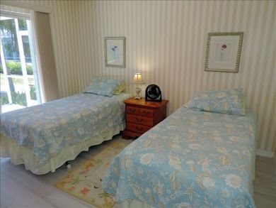 Canal Front 4 Bedroom Vacation Home in Marco Island Canal Front 4 Bedroom Vacation Home in Marco Island