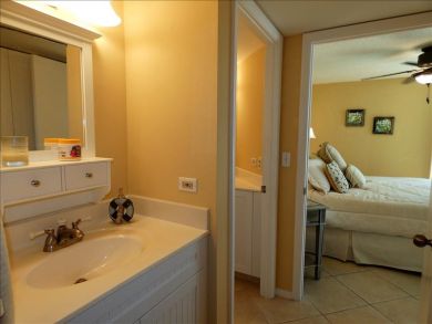 Marco Island Condo 918987 Marco Island Condo 918987