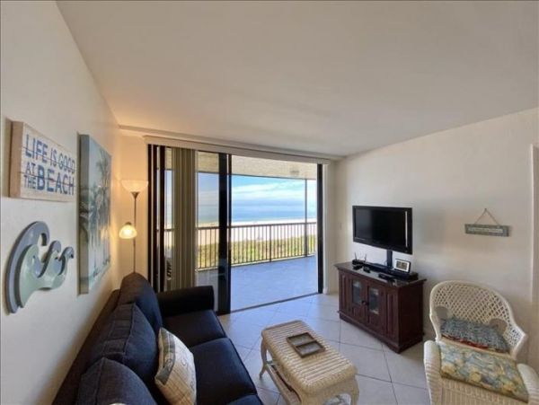 Great Views from this South Marco Island Beachfront Condo