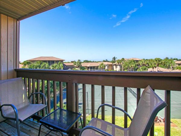 Cozy 2 Bedroom Townhouse Sleeps 6 Guests