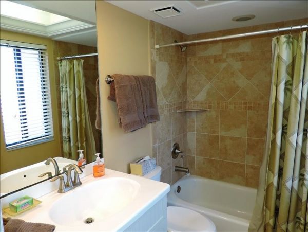 Lovely Condo in Marco Island Sleeps 6 Guests