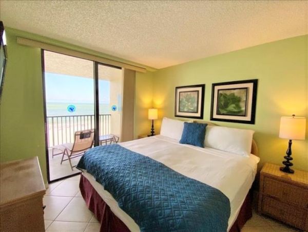 Marco Beachfront Two Bedroom Vacation Condo Amazing Views