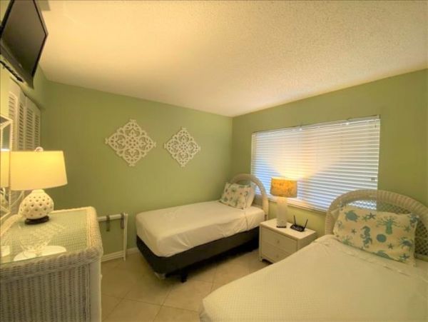 Marco Beachfront Two Bedroom Vacation Condo Amazing Views