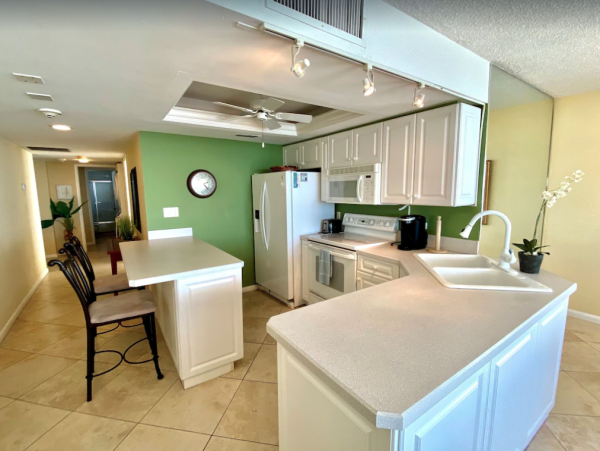 Outstanding Full Ocean Views Corner Unit 2 Bedrooms Marco Island