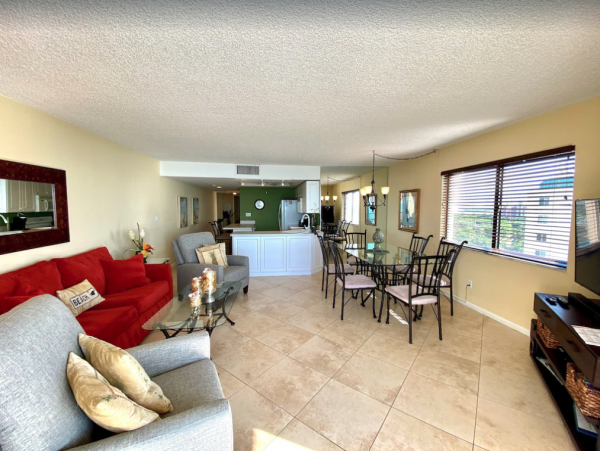Outstanding Full Ocean Views Corner Unit 2 Bedrooms Marco Island