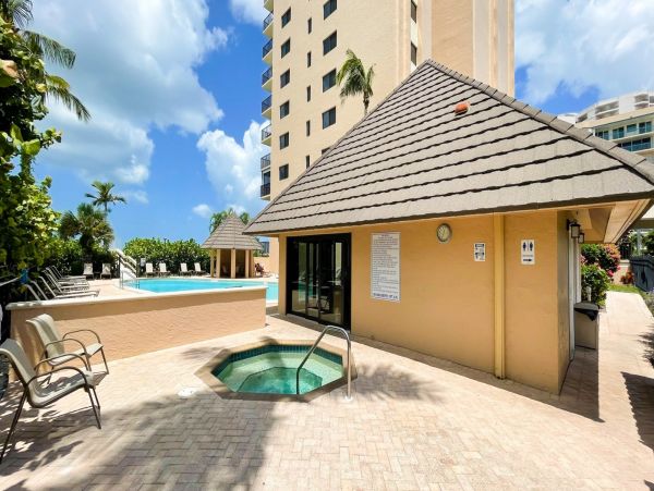 Gulf Front Marco Island Vacation Condo Two Bedroom