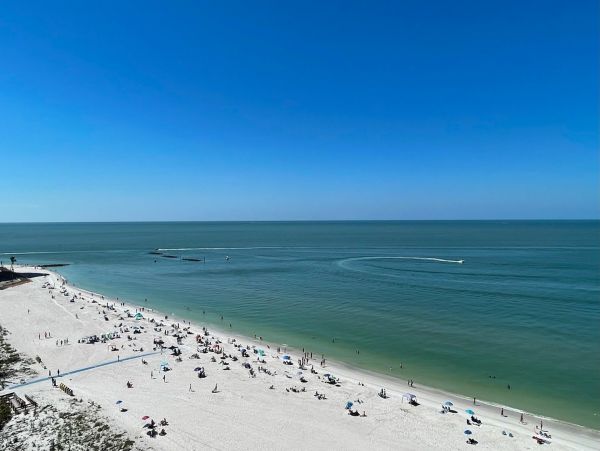 Marco Island 2 Bedroom Beachfront Condo Sweeping Gulf Views