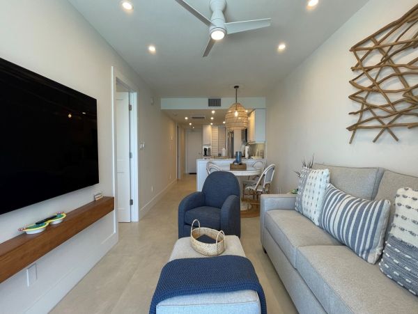 Marco Island 2 Bedroom Beachfront Condo Sweeping Gulf Views