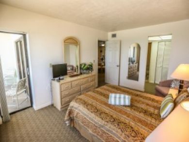 Fort Myers Vacation Condo Sleeps Six Guests,