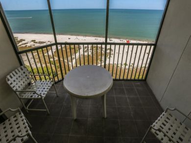 Fort Myers Vacation Condo Sleeps Six Guests,