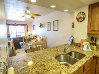 Fort Myers Vacation Condo Sleeps Six Guests,