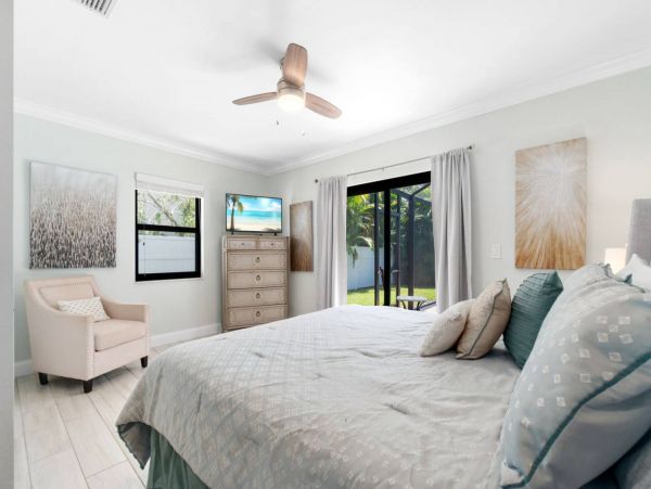 Walk to Beach Two Bedroom Vacation Rental in Marco Island