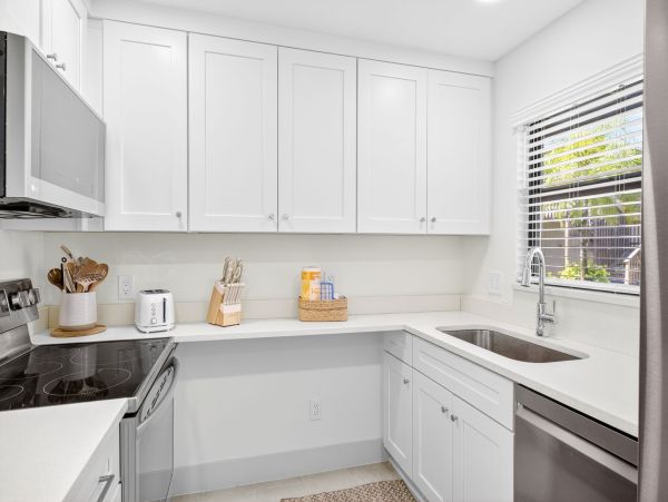 Sanibel Island Vacation Rental  Upgraded Condo with Pool & Beach Access