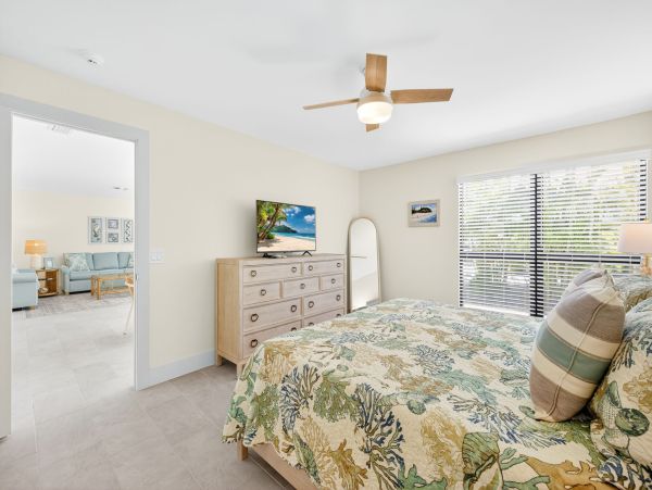 Sanibel Island Vacation Rental  Upgraded Condo with Pool & Beach Access