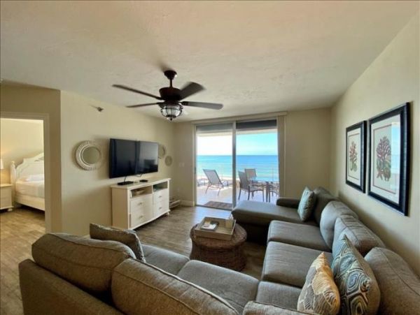 Beautiful Gulf Views Vacation Condo on Marco Island