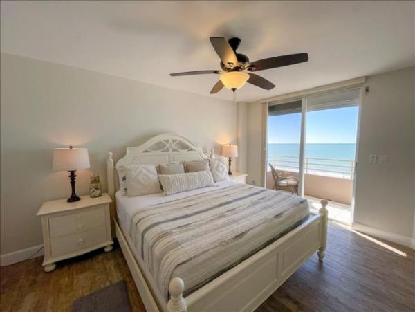 Beautiful Gulf Views Vacation Condo on Marco Island