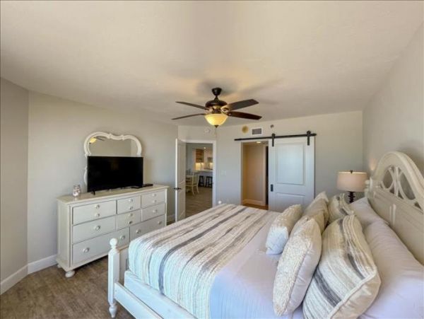Beautiful Gulf Views Vacation Condo on Marco Island