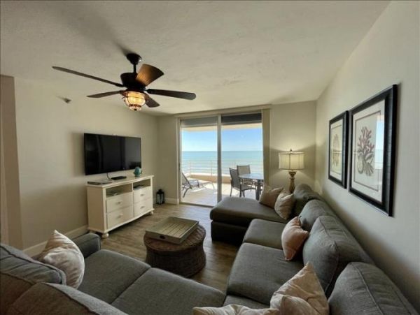 Beautiful Gulf Views Vacation Condo on Marco Island