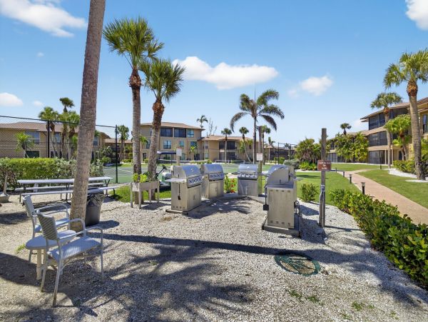 Charming Property in Sanibel - Luxury Beach Vacations