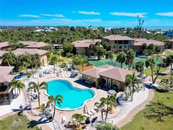 Charming Property in Sanibel - Luxury Beach Vacations