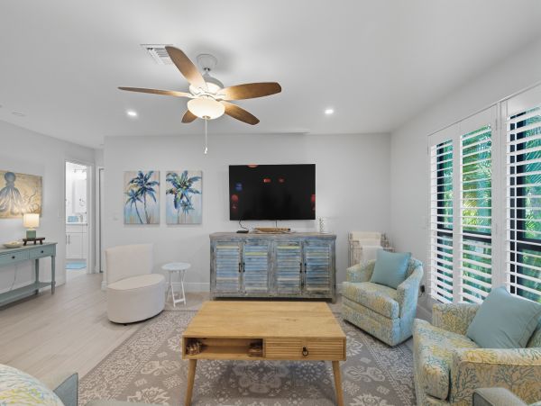 Charming Property in Sanibel - Luxury Beach Vacations