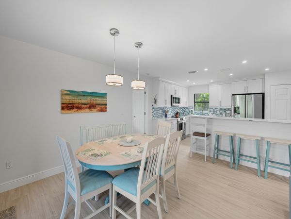 Charming Property in Sanibel - Luxury Beach Vacations