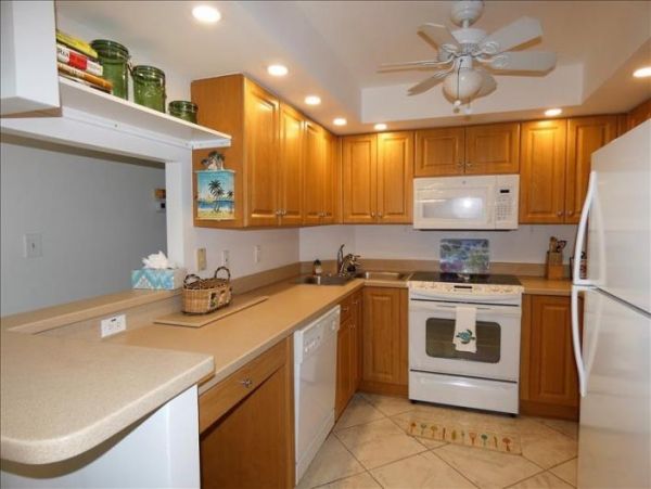 Two Bedroom Marco Island Condo Communal Pool & Tennis Courts