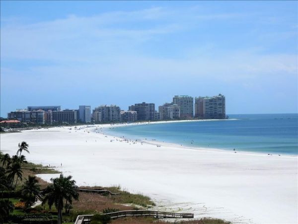 Steps to Beach Marco Island Vacation Condo Two Bedroom