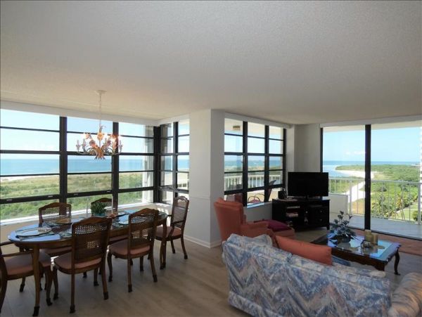Steps to Beach Marco Island Vacation Condo Two Bedroom