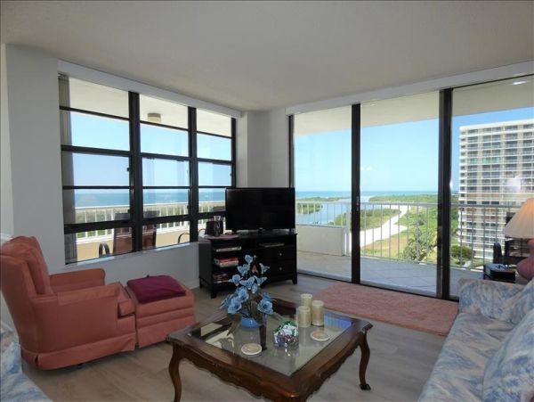 Steps to Beach Marco Island Vacation Condo Two Bedroom