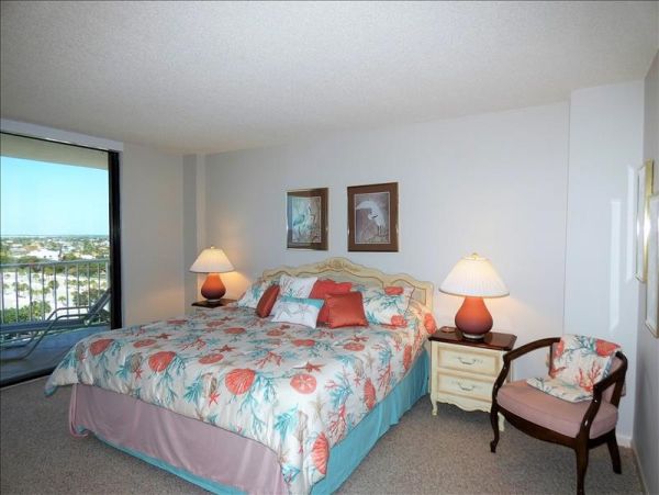 Steps to Beach Marco Island Vacation Condo Two Bedroom