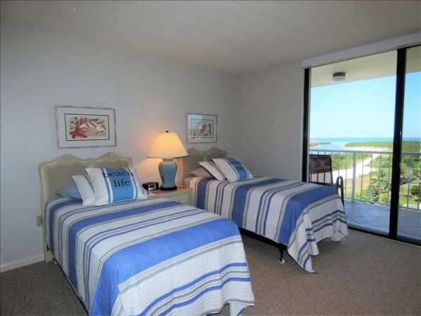 Steps to Beach Marco Island Vacation Condo Two Bedroom