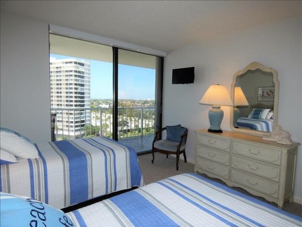 Steps to Beach Marco Island Vacation Condo Two Bedroom