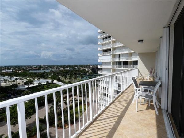 Steps to Beach Marco Island Vacation Condo Two Bedroom