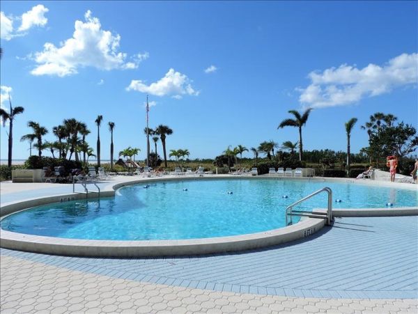 Steps to Beach Marco Island Vacation Condo Two Bedroom