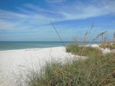 Bonita Springs Vacation Home Sleeps Six Guests.