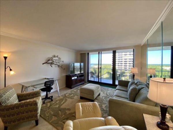 Marco Island Updated Condo Northwest View