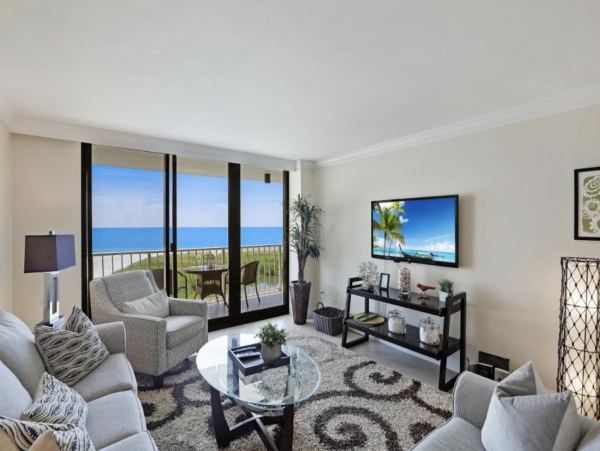 Beachfront 2 Bedroom Marco Island Condo Sleeps 4 Guests