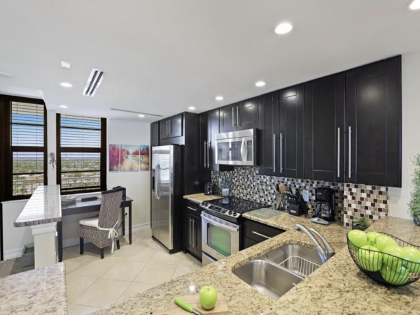 Beachfront 2 Bedroom Marco Island Condo Sleeps 4 Guests