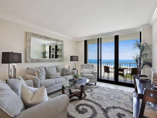 Beachfront 2 Bedroom Marco Island Condo Sleeps 4 Guests