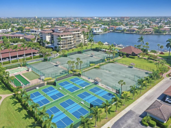 Beachfront 2 Bedroom Marco Island Condo Sleeps 4 Guests