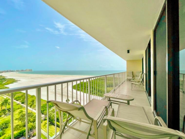 On Beach Marco Island Vacation Condo Two Bedrooms Sleeps 6