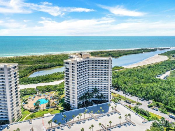 Enjoy Captivating Gulf Views Great Pool