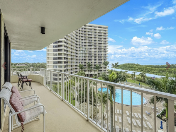 Enjoy Captivating Gulf Views Great Pool