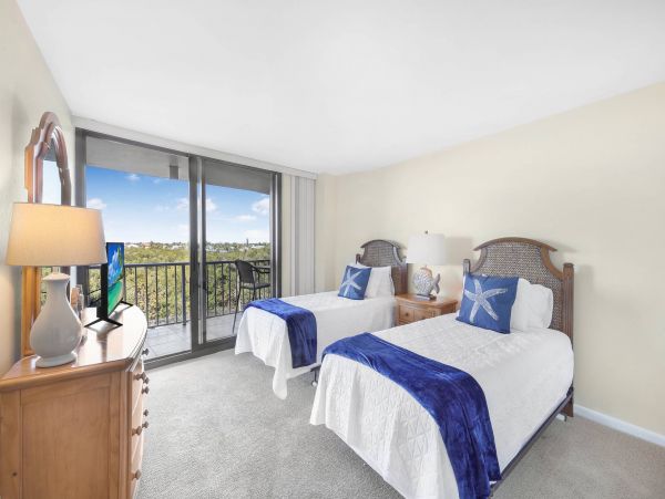 On Beach Marco Island Vacation Condo Two Bedroom