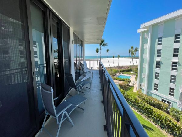 Marco Island Vacation Condo with Ocean Views