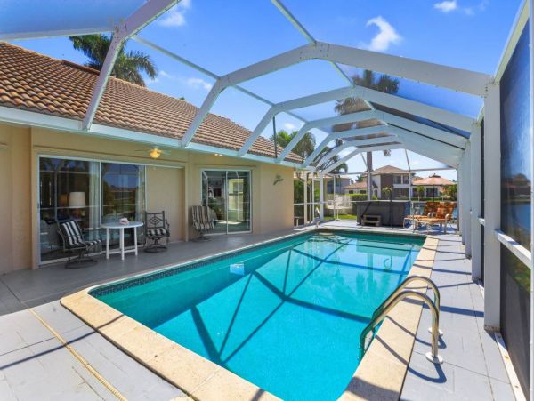 South end Marco Island Vacation Home 2 miles to beach