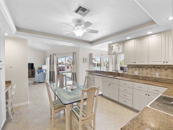 South end Marco Island Vacation Home 2 miles to beach