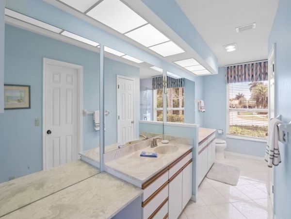 South end Marco Island Vacation Home 2 miles to beach